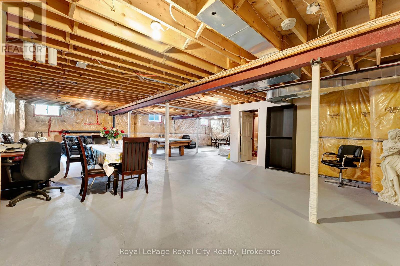 114 Aberfoyle Mill Crescent, Puslinch, Ontario  N0B 2J0 - Photo 31 - X12216357