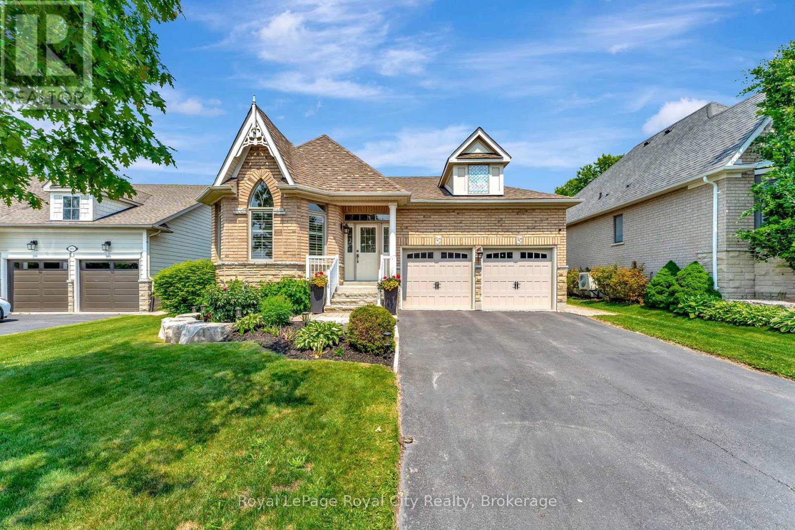 114 Aberfoyle Mill Crescent, Puslinch, Ontario  N0B 2J0 - Photo 5 - X12216357