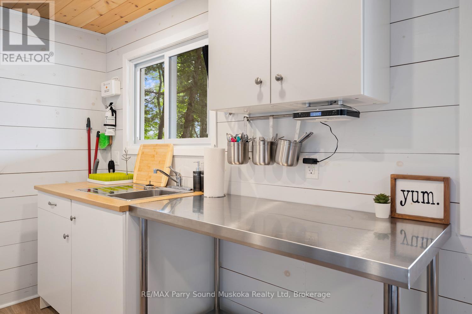 3 Macey Drive, Whitestone, Ontario  P0A 1G0 - Photo 13 - X12216428