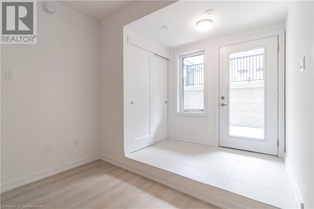 40 Palace Street Unit# M11, Kitchener, Ontario  N2E 0J3 - Photo 21 - 40738008