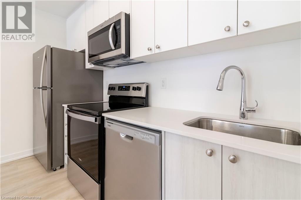 40 Palace Street Unit# M11, Kitchener, Ontario  N2E 0J3 - Photo 4 - 40738008