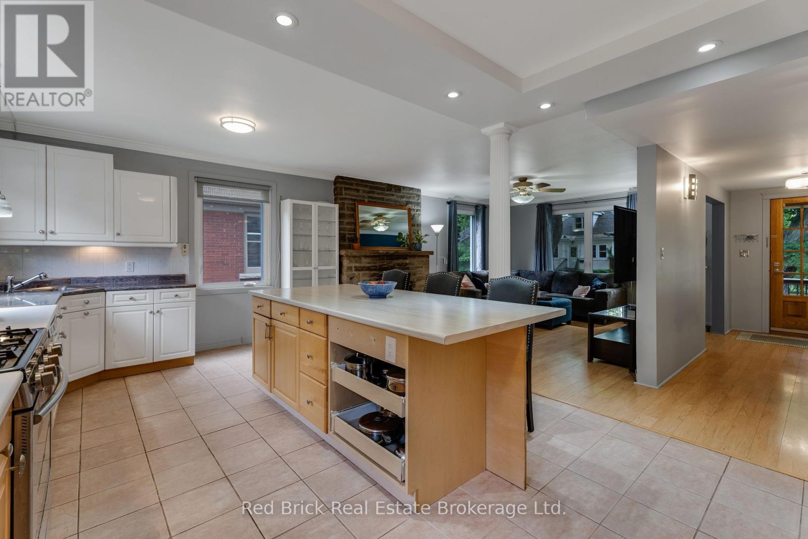 53 Omar Street, Guelph, Ontario  N1H 2V5 - Photo 8 - X12216623