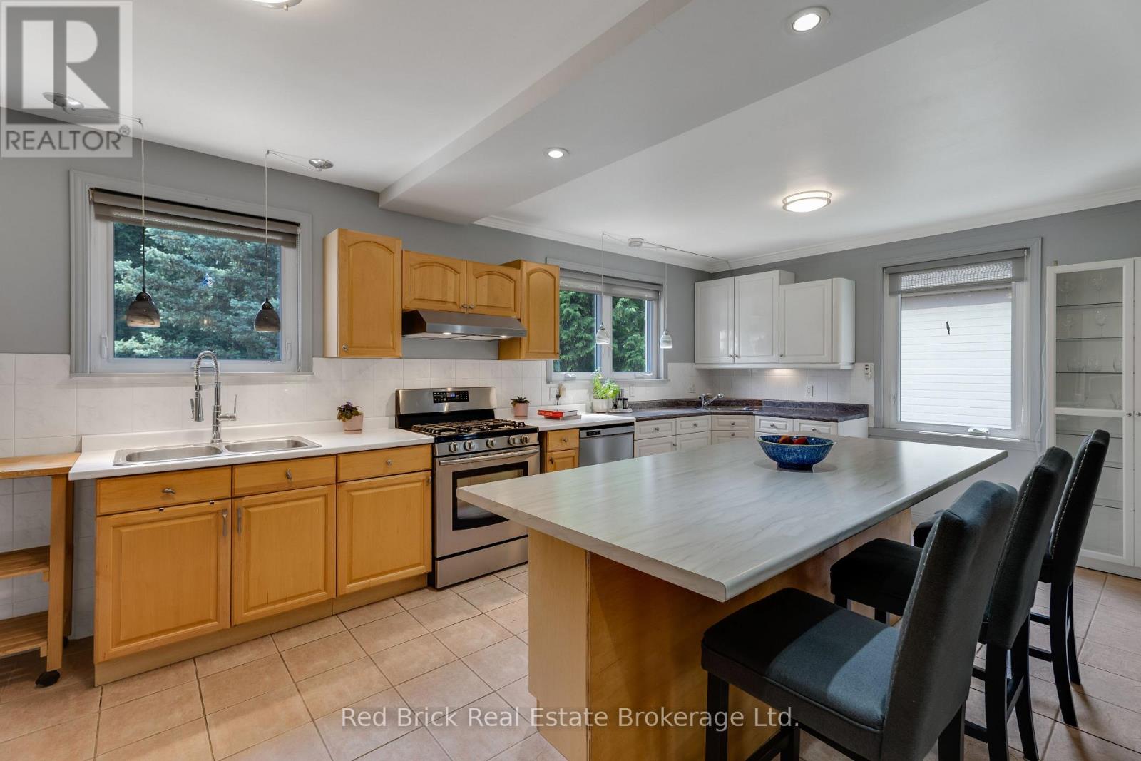 53 Omar Street, Guelph, Ontario  N1H 2V5 - Photo 9 - X12216623