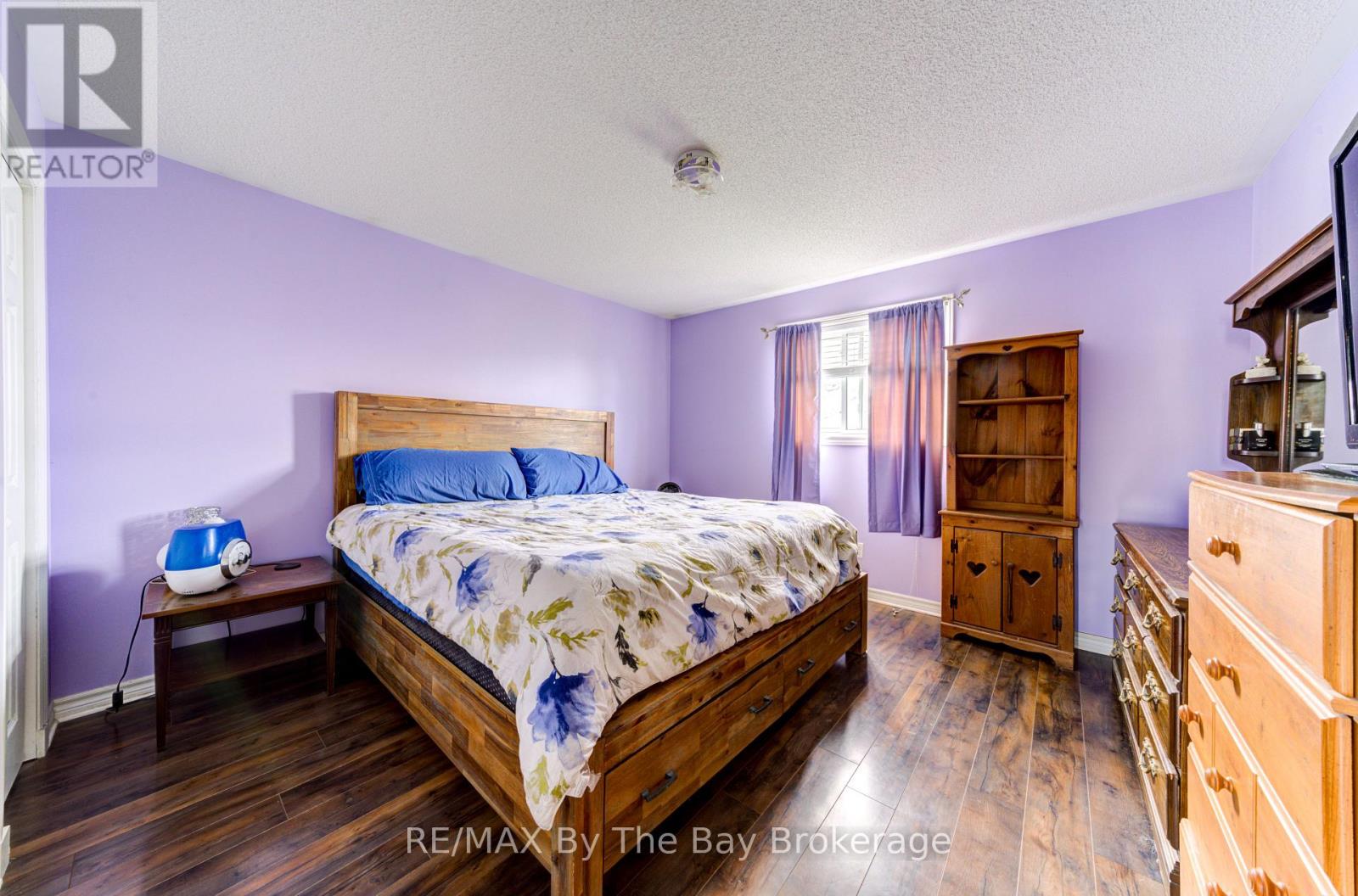 36a Meadowlark Boulevard, Wasaga Beach, Ontario  L9Z 3B2 - Photo 21 - S12216880