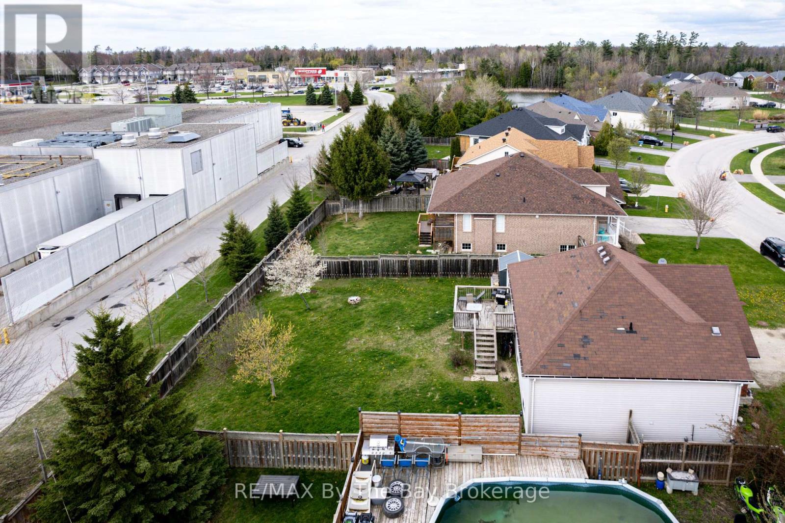 36a Meadowlark Boulevard, Wasaga Beach, Ontario  L9Z 3B2 - Photo 43 - S12216880