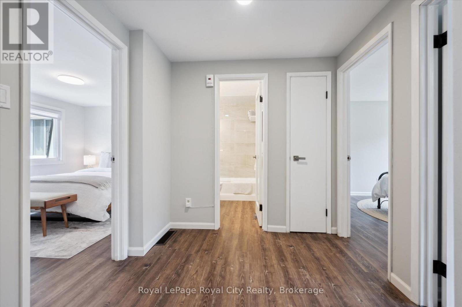 16 - 120 Country Club Drive W, Guelph, Ontario  N1E 3K7 - Photo 13 - X12216995