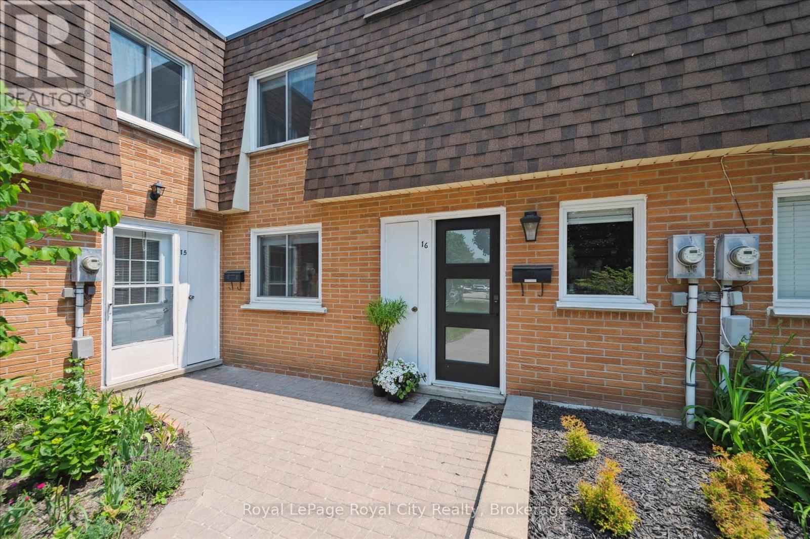 16 - 120 Country Club Drive W, Guelph, Ontario  N1E 3K7 - Photo 19 - X12216995