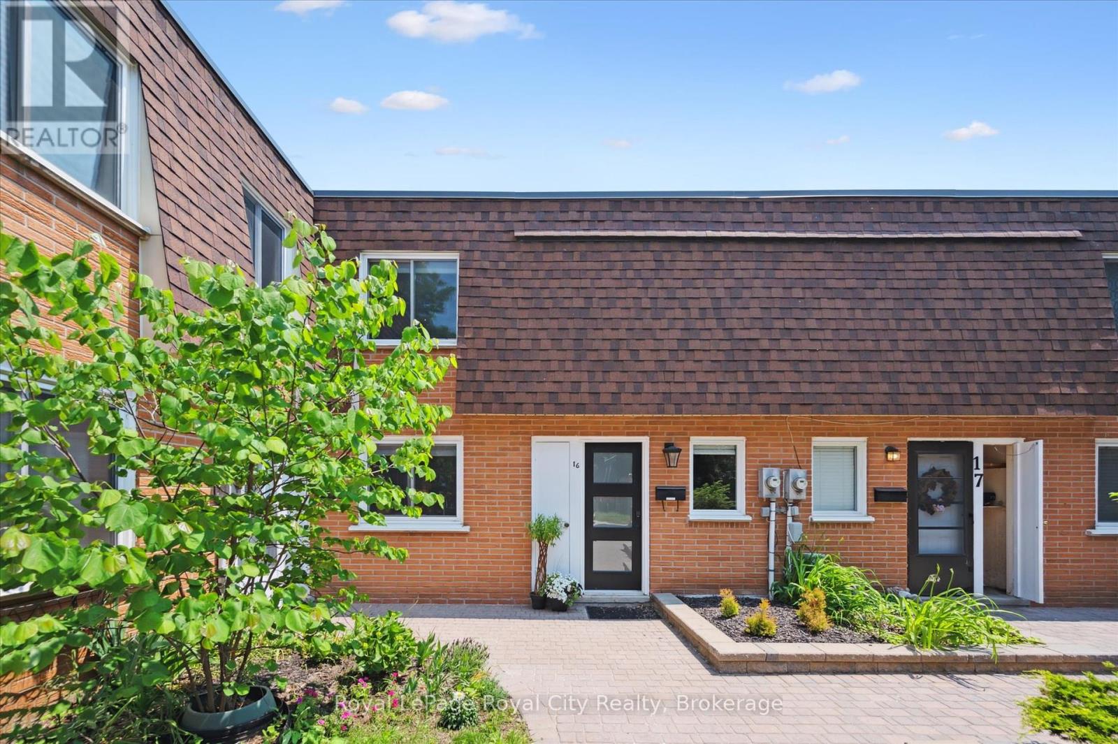 16 - 120 Country Club Drive W, Guelph, Ontario  N1E 3K7 - Photo 21 - X12216995