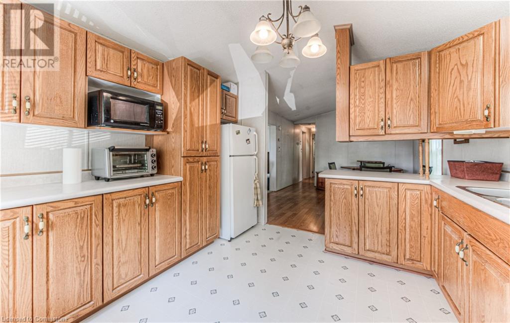 580 Beaver Creek Road Unit# 61, Waterloo, Ontario  N2J 3Z4 - Photo 15 - 40739636