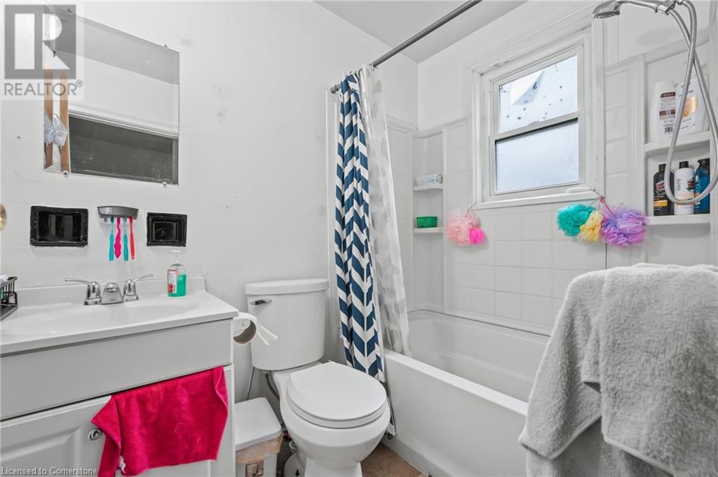 138 Chatham Street, Brantford, Ontario  N3S 4G4 - Photo 13 - 40739562