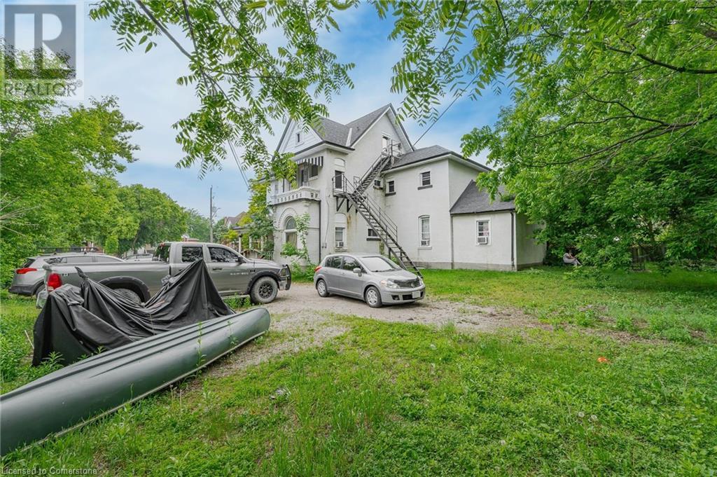 138 Chatham Street, Brantford, Ontario  N3S 4G4 - Photo 46 - 40739562