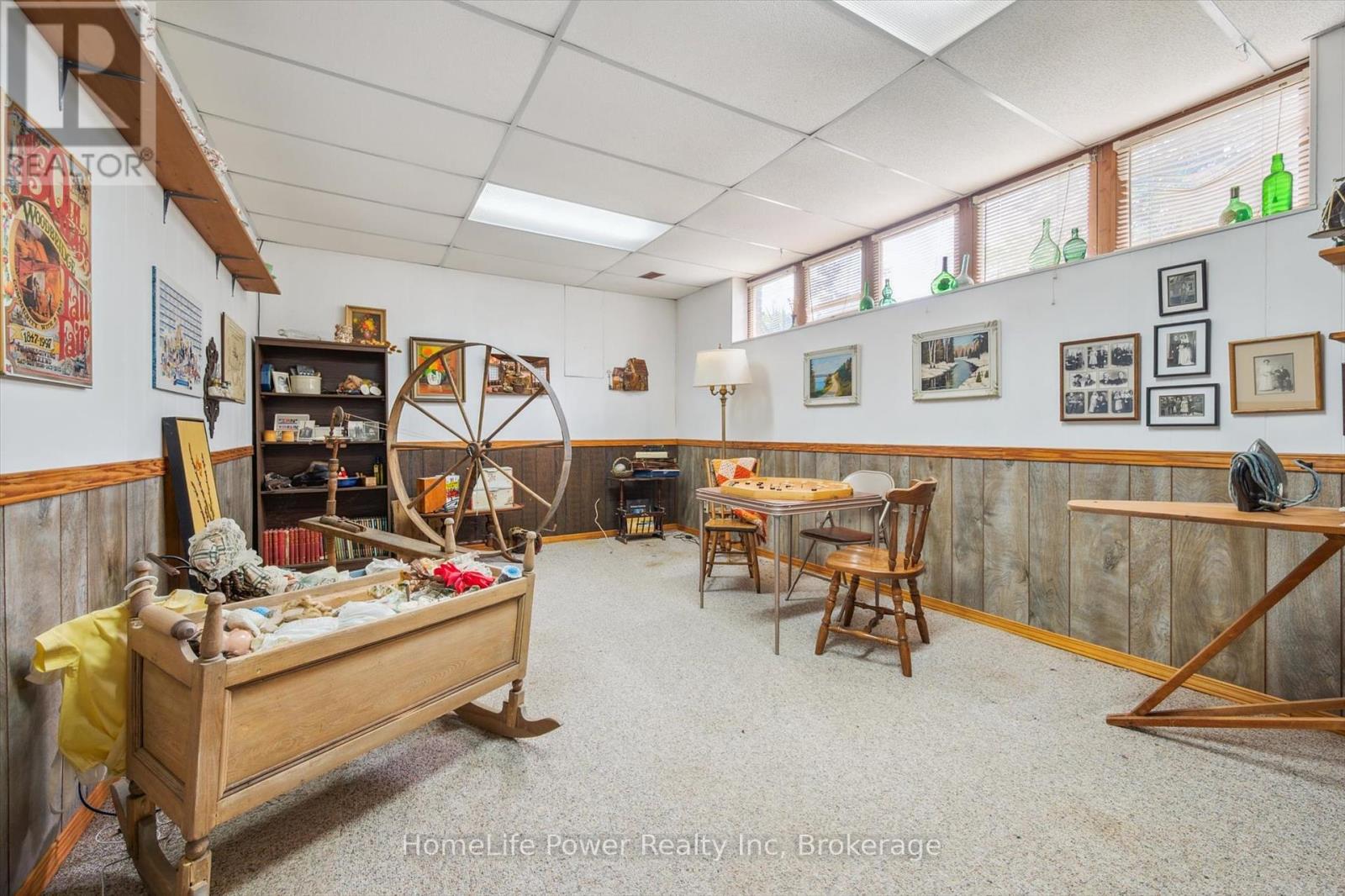 19 Bishop Court, Guelph, Ontario  N1G 2R8 - Photo 34 - X12217079