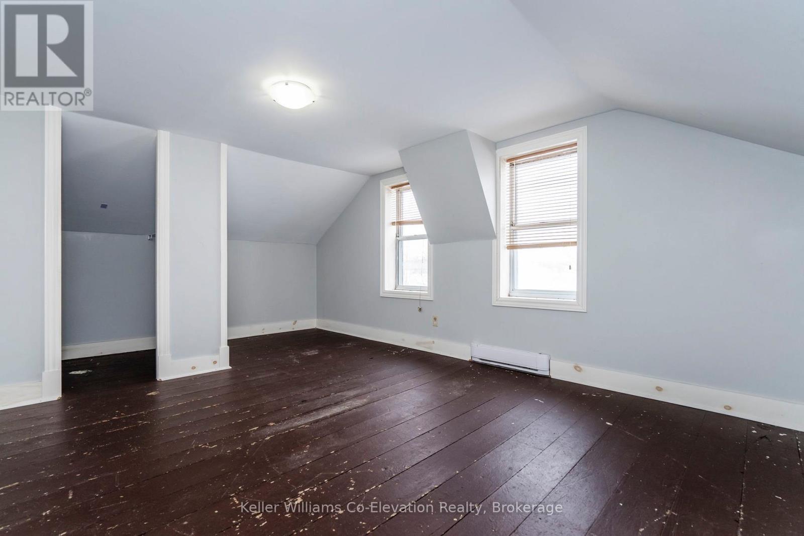 3399 County Road 42, Clearview, Ontario  L0M 1G0 - Photo 13 - S12217164