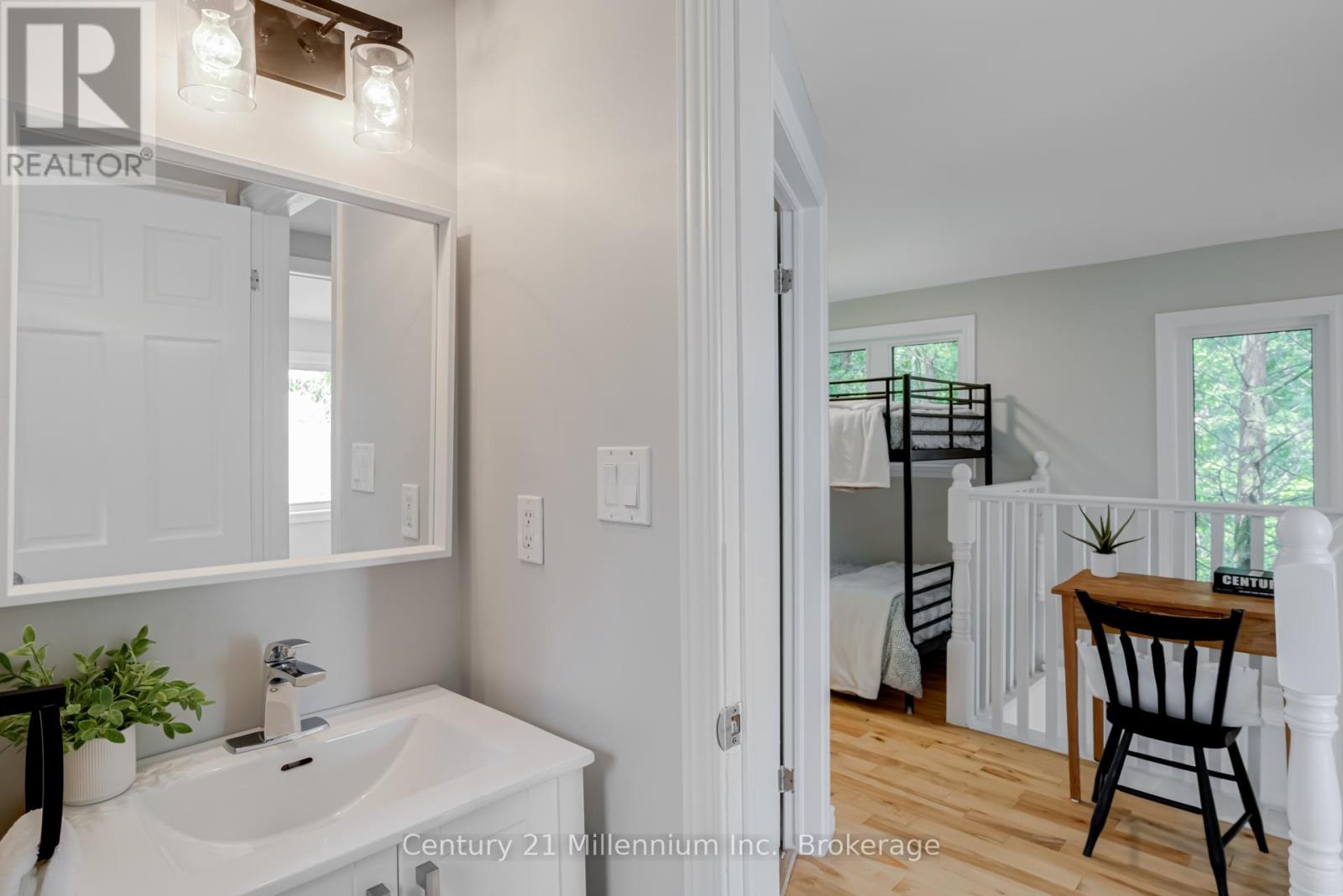 75 Glen Road, Collingwood, Ontario  L9Y 0X2 - Photo 34 - S12217267