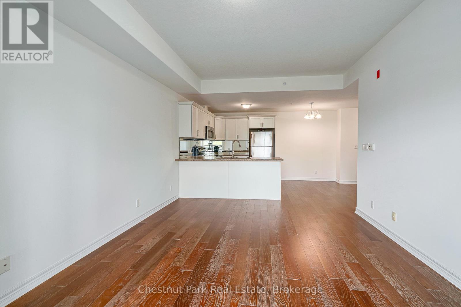 306 - 1 Chamberlain Crescent, Collingwood, Ontario  L9Y 0X7 - Photo 14 - S12217299