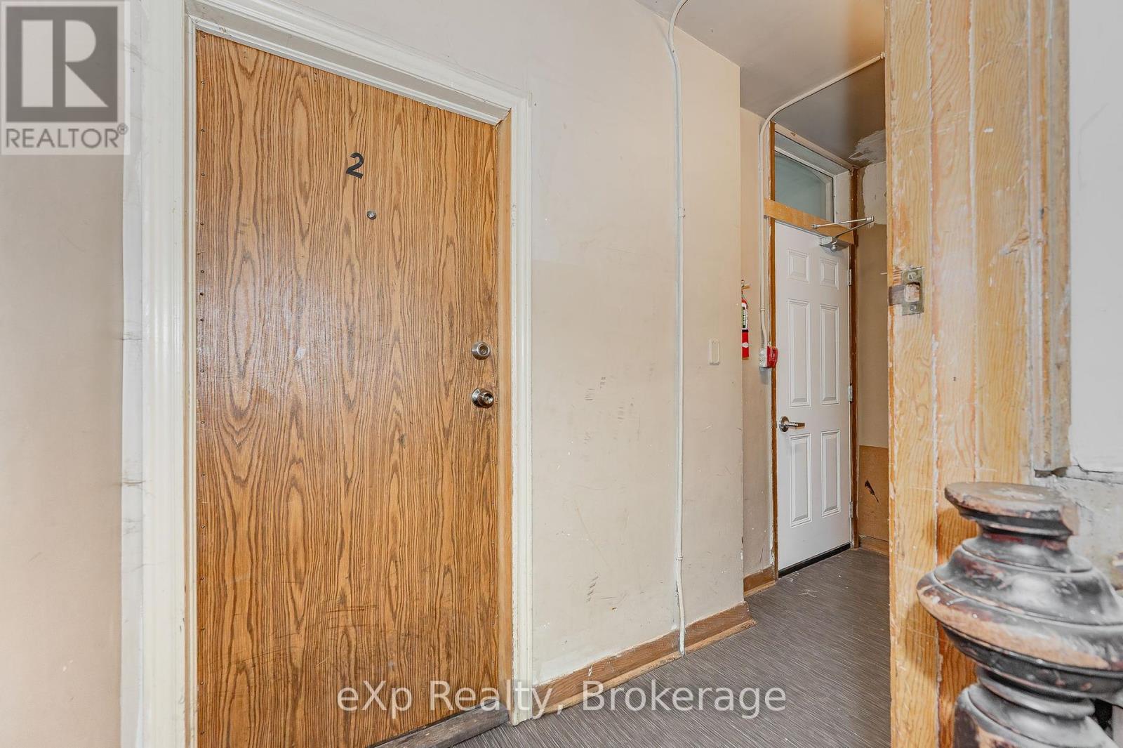 138 Chatham Street, Brantford, Ontario  N3S 4G4 - Photo 18 - X12217248