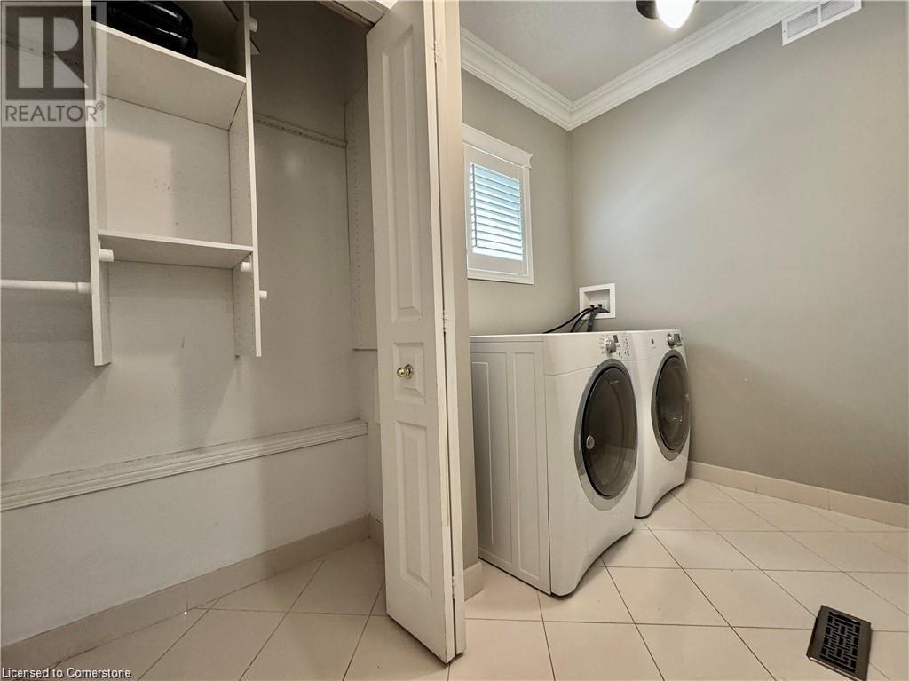 153 Sims Estate Drive Unit# 1, Kitchener, Ontario  N2A 0A6 - Photo 6 - 40740687