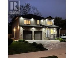 236 NEILSON Avenue, Waterloo, Ontario
