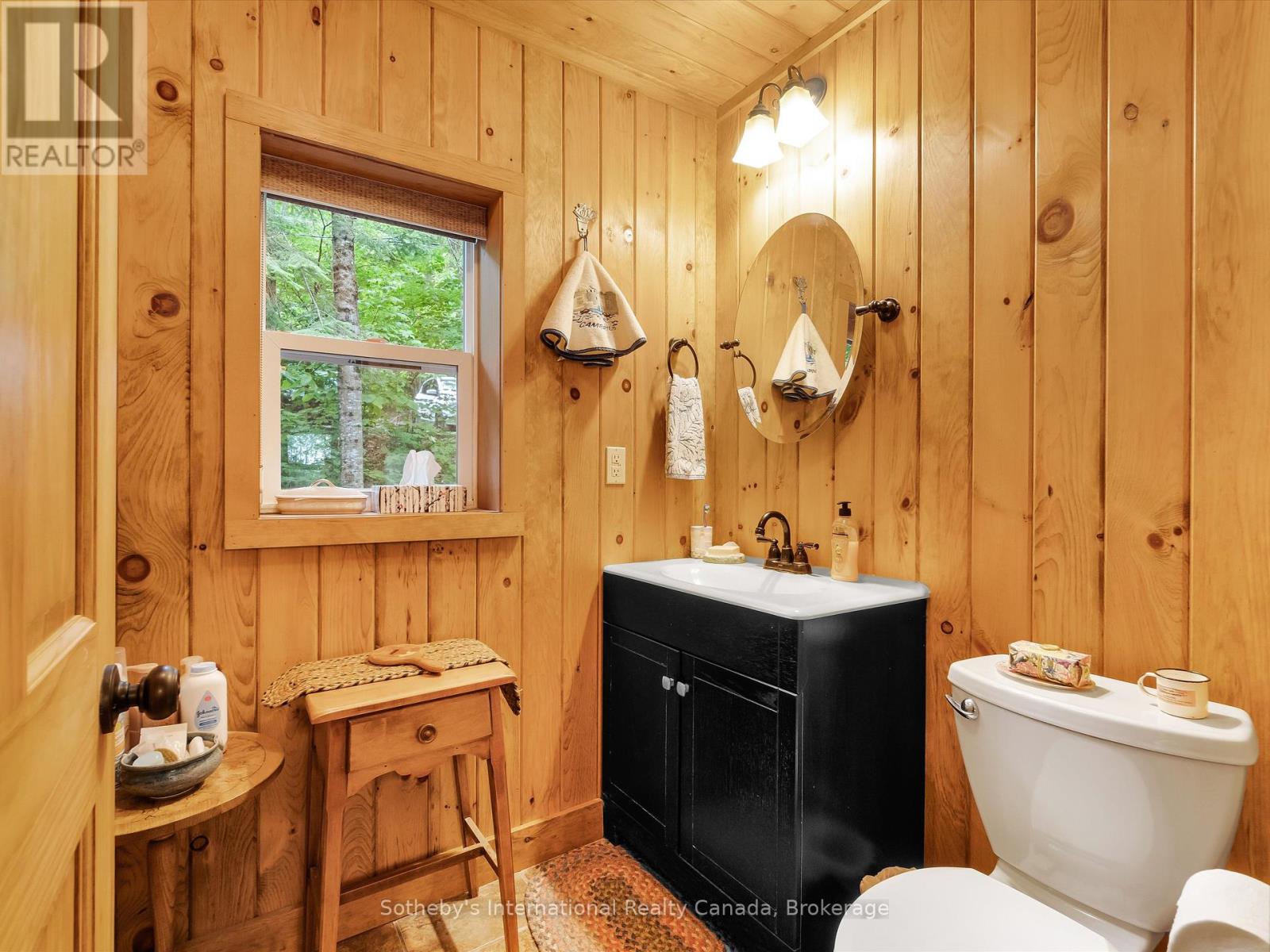 1507 Old Hwy 117, Lake Of Bays, Ontario  P0B 1A0 - Photo 13 - X12217396
