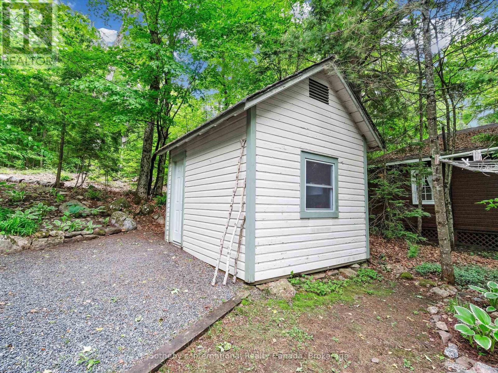1507 Old Hwy 117, Lake Of Bays, Ontario  P0B 1A0 - Photo 22 - X12217396