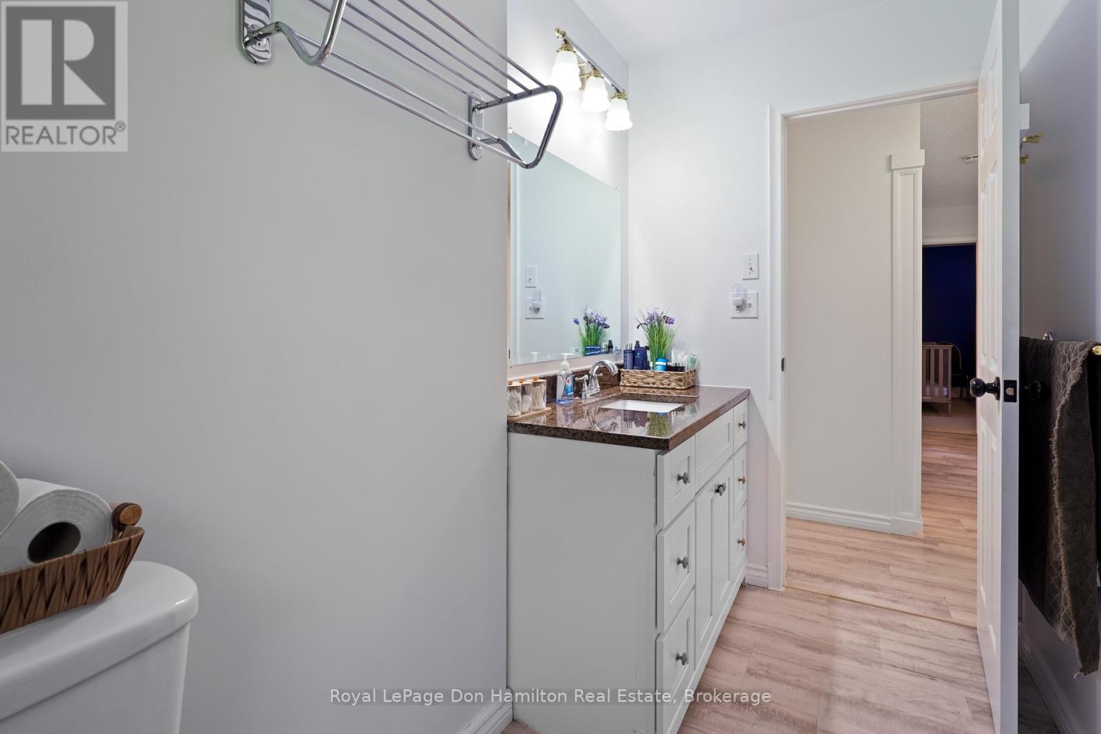 288 King Street, North Huron, Ontario  N0M 1H0 - Photo 29 - X12217435