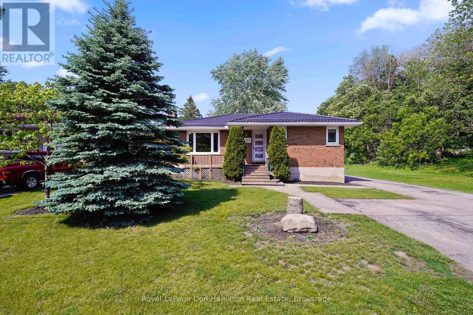 288 King Street, North Huron, Ontario  N0M 1H0 - Photo 3 - X12217435