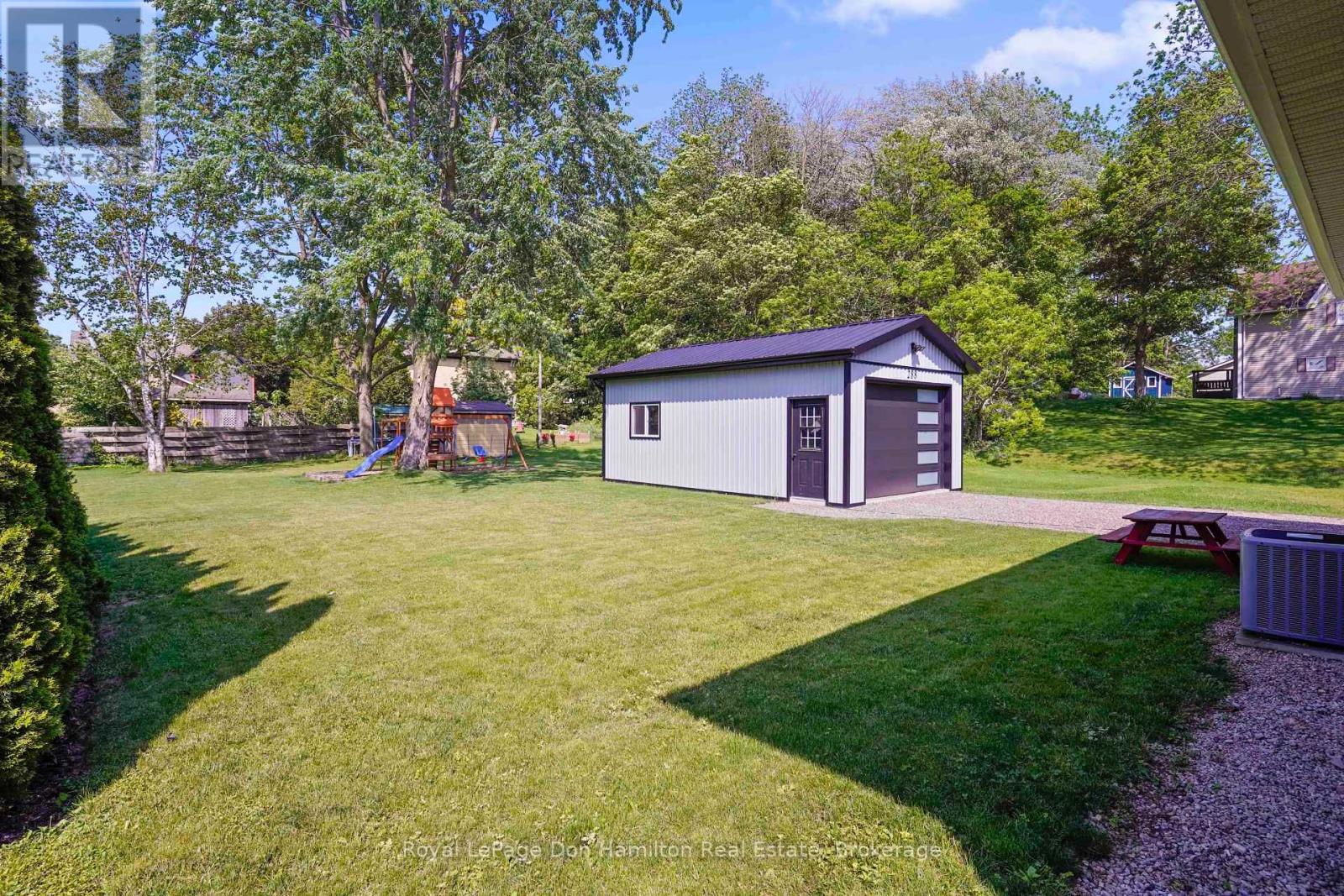 288 King Street, North Huron, Ontario  N0M 1H0 - Photo 5 - X12217435