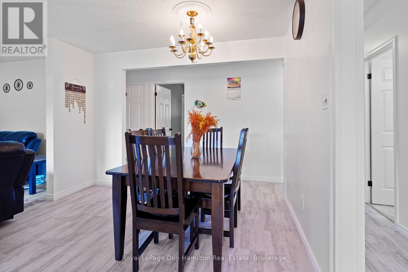 288 King Street, North Huron, Ontario  N0M 1H0 - Photo 7 - X12217435