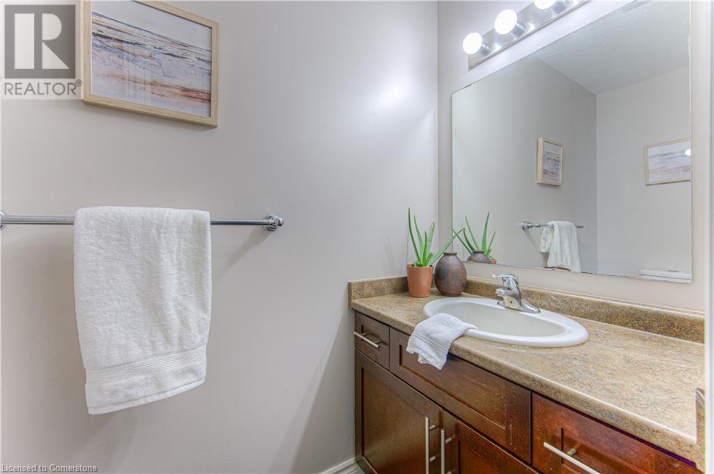139 Pebblecreek Drive, Kitchener, Ontario  N2A 4M4 - Photo 7 - 40738732