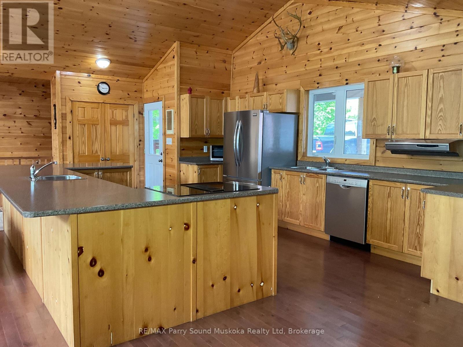 1990 North Road, Parry Sound Remote Area, Ontario  P0H 1S0 - Photo 15 - X12217605