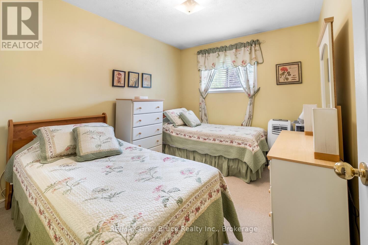 770 27th Street W, Owen Sound, Ontario  N4K 4J8 - Photo 16 - X12217680
