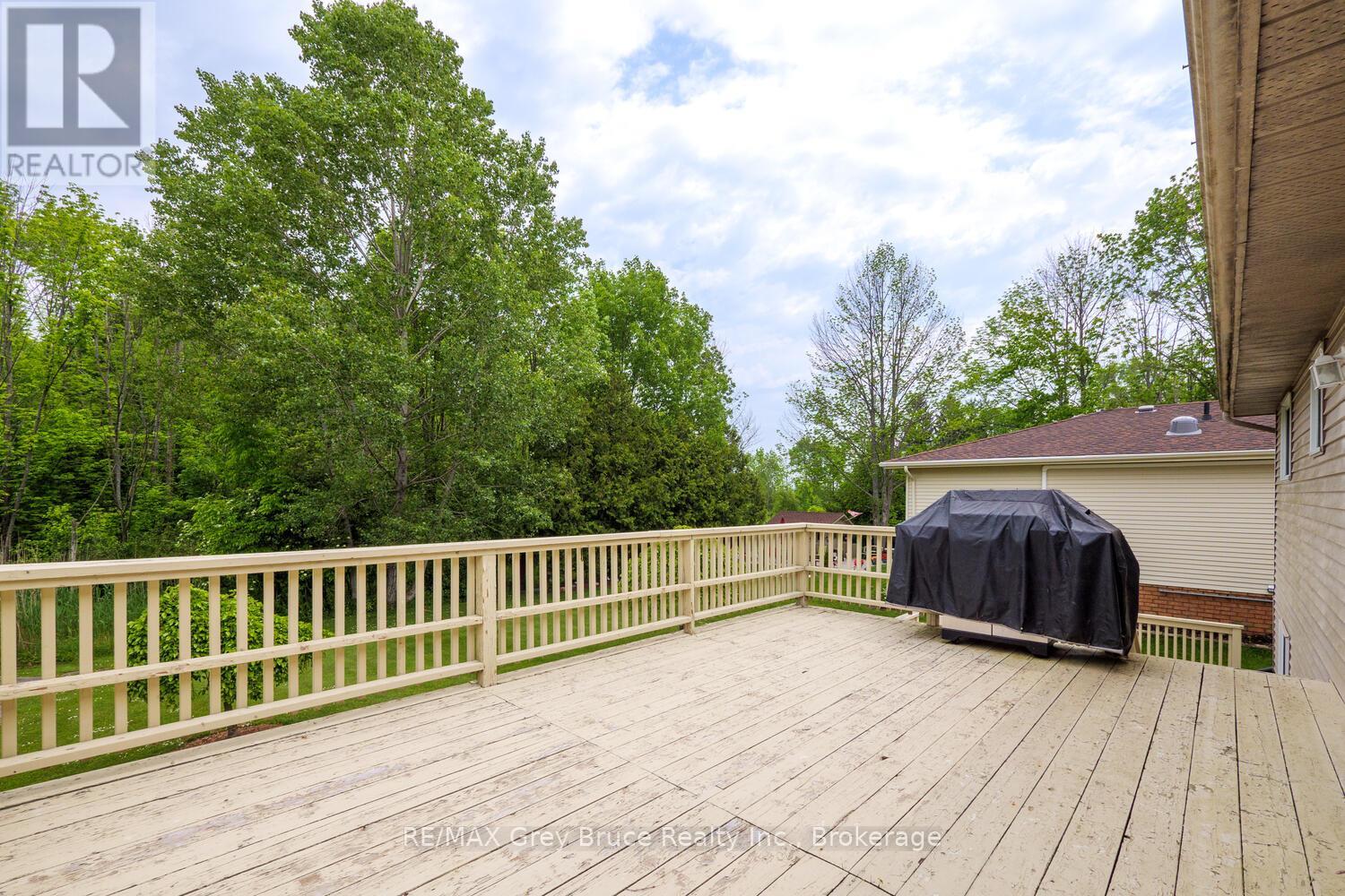 770 27th Street W, Owen Sound, Ontario  N4K 4J8 - Photo 35 - X12217680