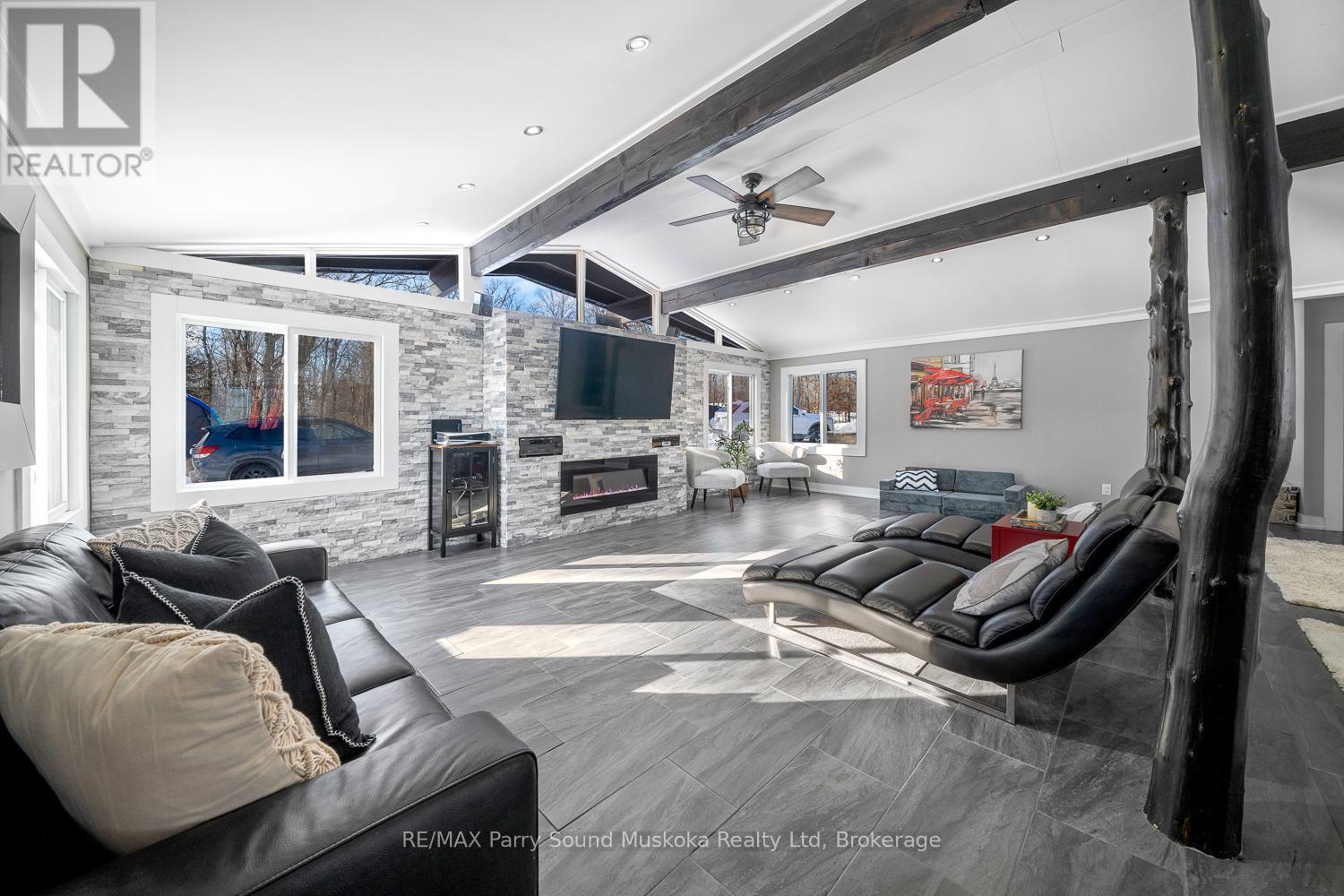 143a Highway 612, Seguin, Ontario  P0C 1H0 - Photo 21 - X12217690