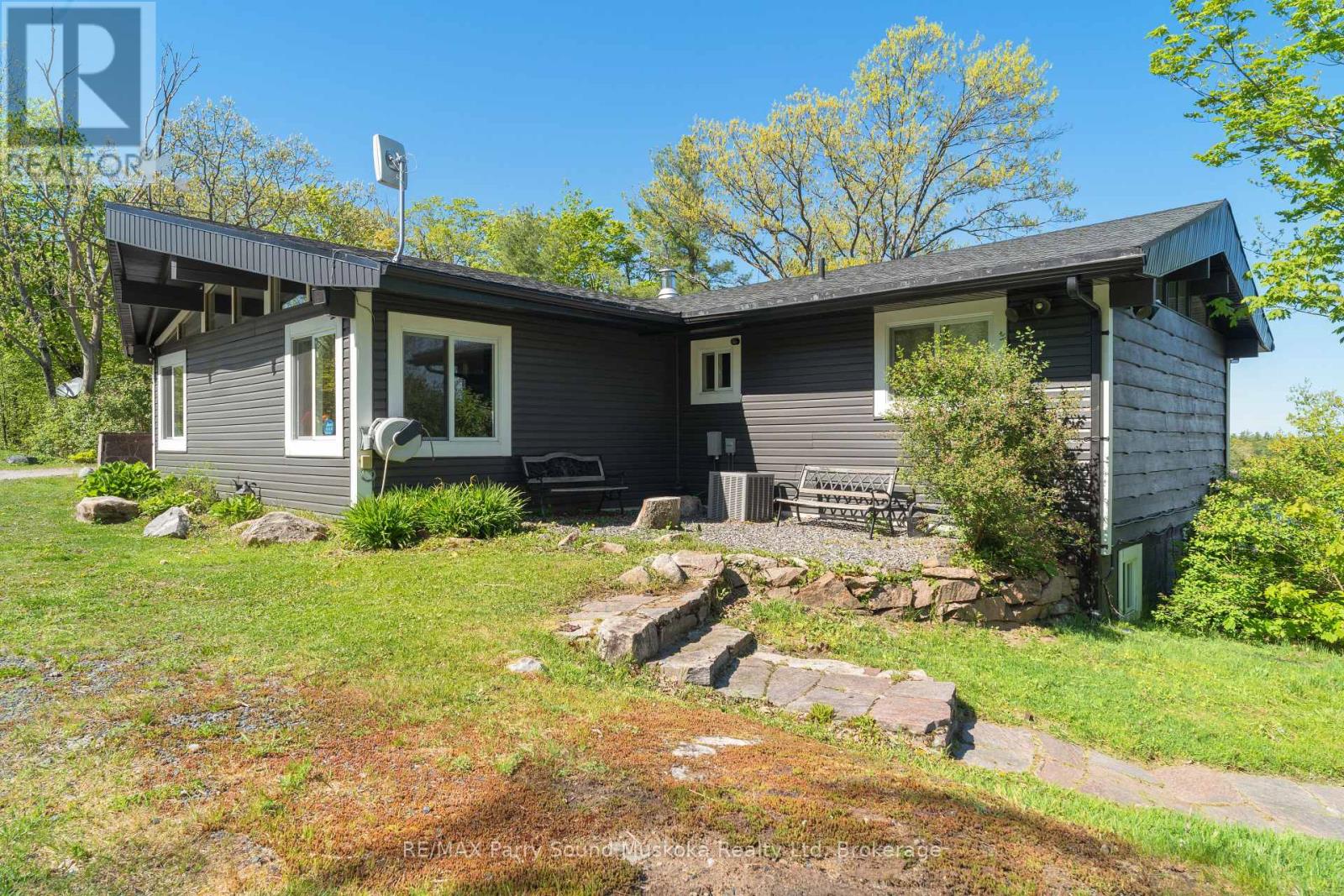 143a Highway 612, Seguin, Ontario  P0C 1H0 - Photo 36 - X12217690