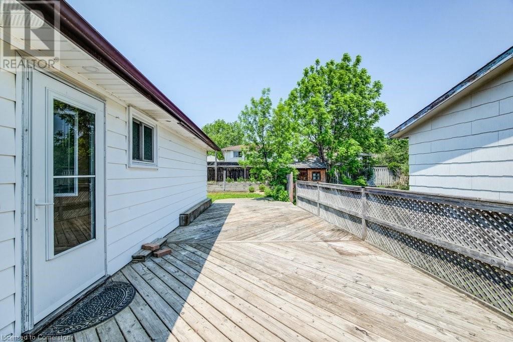 90 Blackhorne Drive Unit# Lower, Kitchener, Ontario  N2E 1T4 - Photo 3 - 40735426