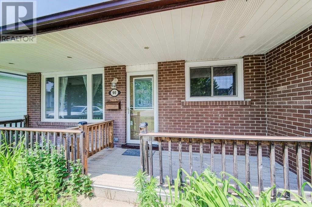 90 Blackhorne Drive Unit# Upper, Kitchener, Ontario  N2E 1T4 - Photo 2 - 40735425