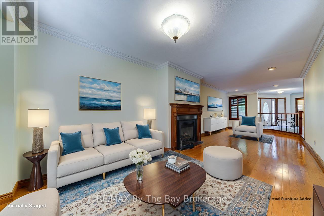 145 Old Surrey Lane, Richmond Hill, Ontario  L4C 6R9 - Photo 12 - N12217922
