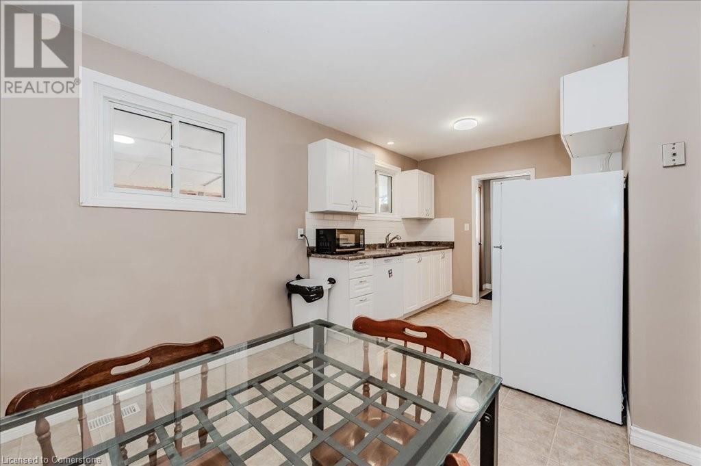 117 Marshall Street, Waterloo, Ontario  N2J 2T6 - Photo 12 - 40740872