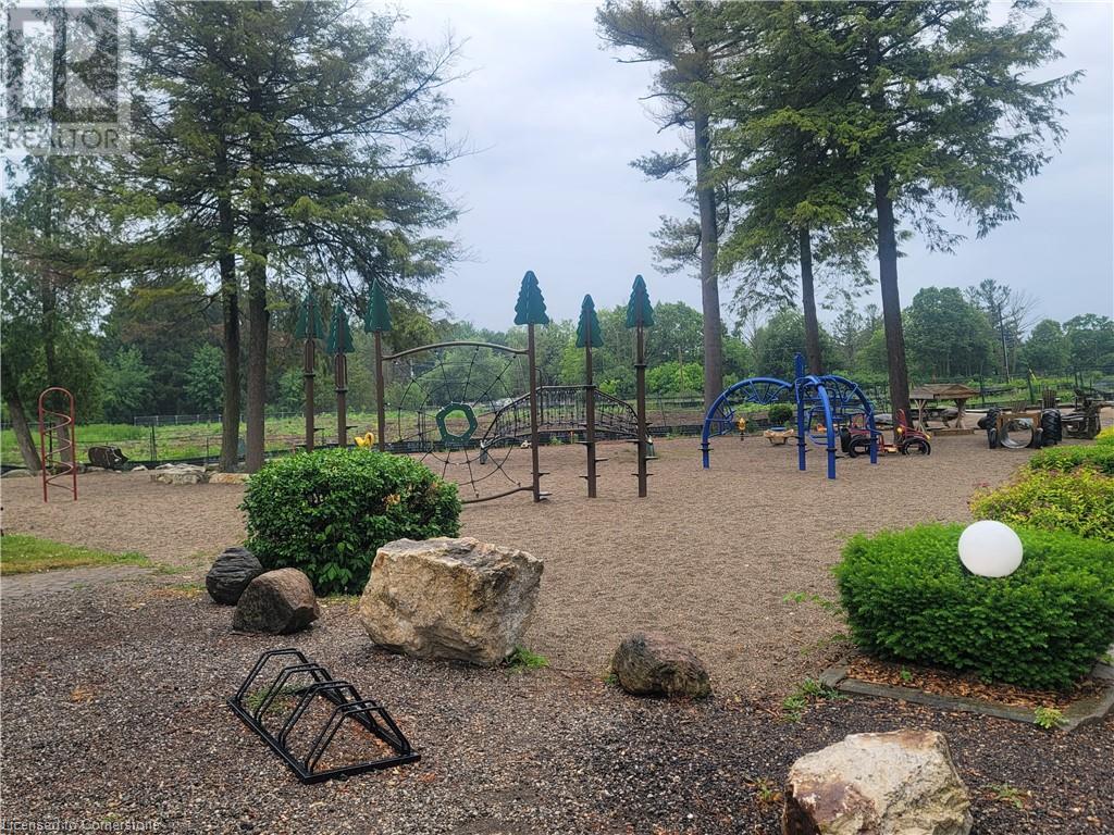580 Beaver Creek Road Unit# 62, Waterloo, Ontario  N2J 3Z4 - Photo 37 - 40739406