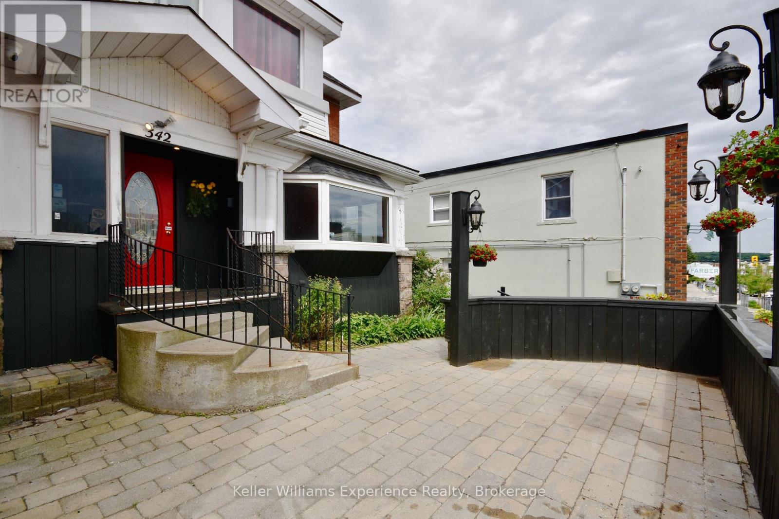 342 King Street, Midland, Ontario  L4R 3M8 - Photo 5 - S12218025