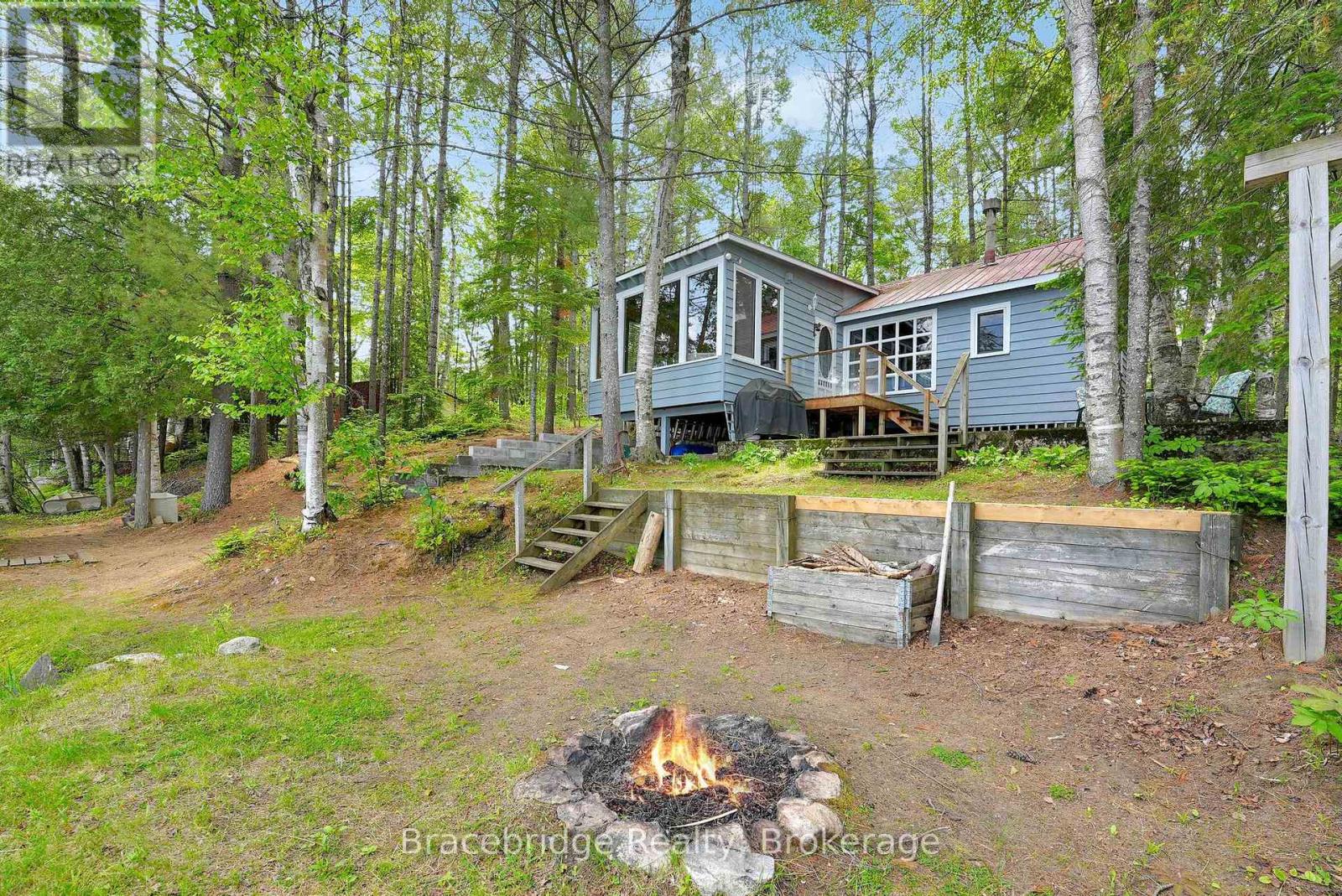 1175 Kendrick Creek Lane, Minden Hills, Ontario  K0M 2K0 - Photo 12 - X12218024