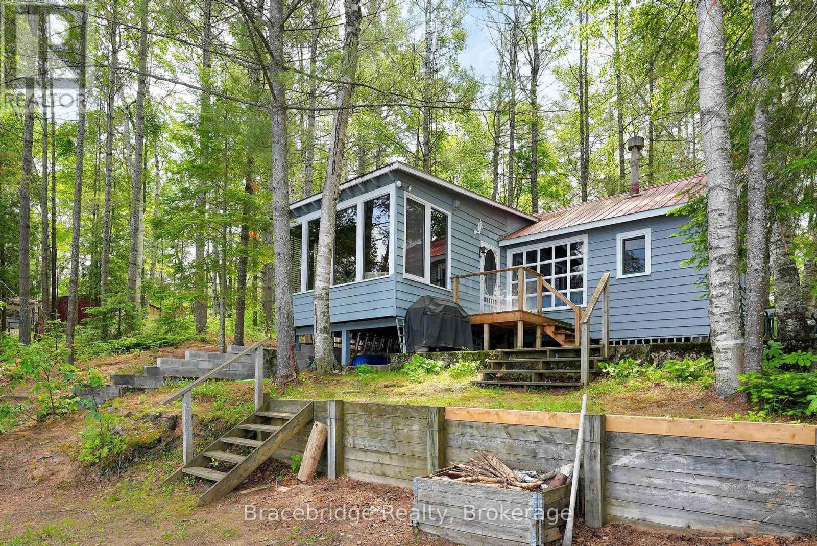 1175 Kendrick Creek Lane, Minden Hills, Ontario  K0M 2K0 - Photo 13 - X12218024