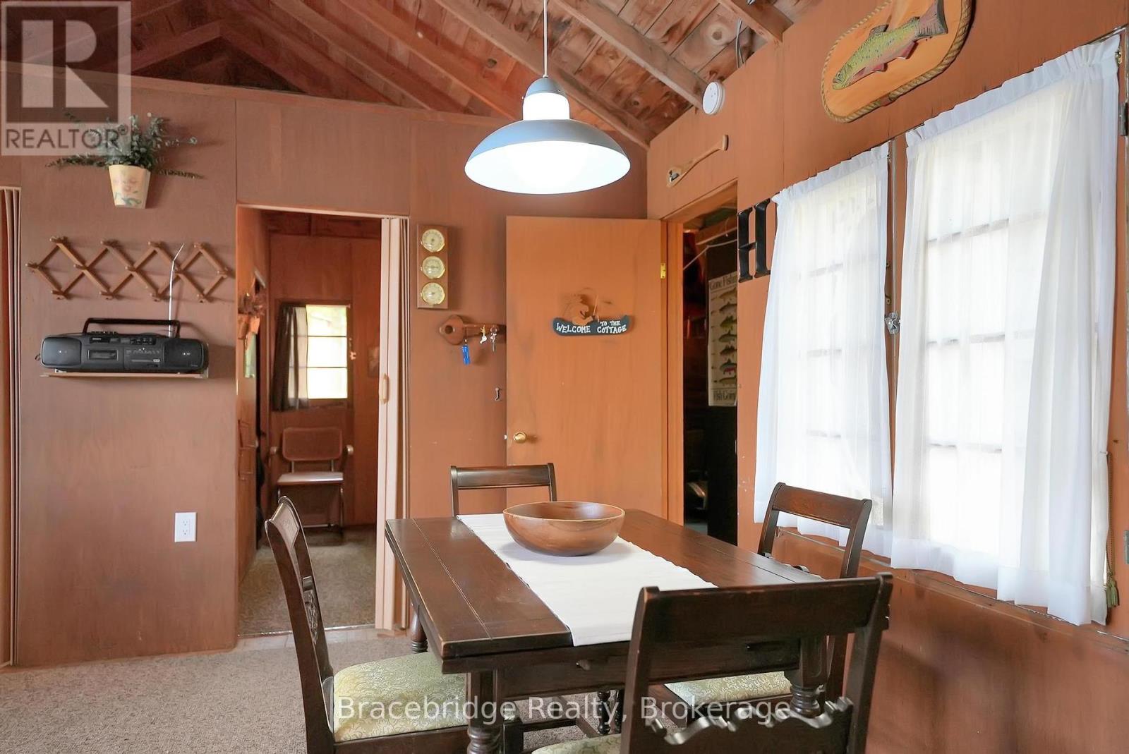 1175 Kendrick Creek Lane, Minden Hills, Ontario  K0M 2K0 - Photo 23 - X12218024