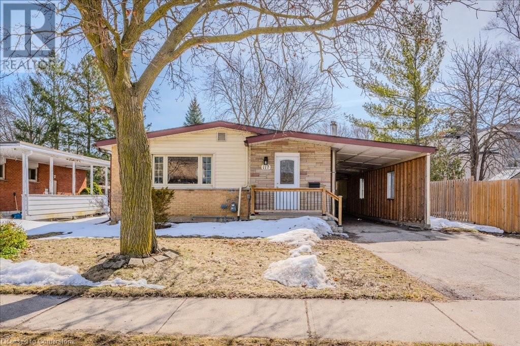 117 Marshall Street, Waterloo, Ontario  N2J 2T6 - Photo 3 - 40740874