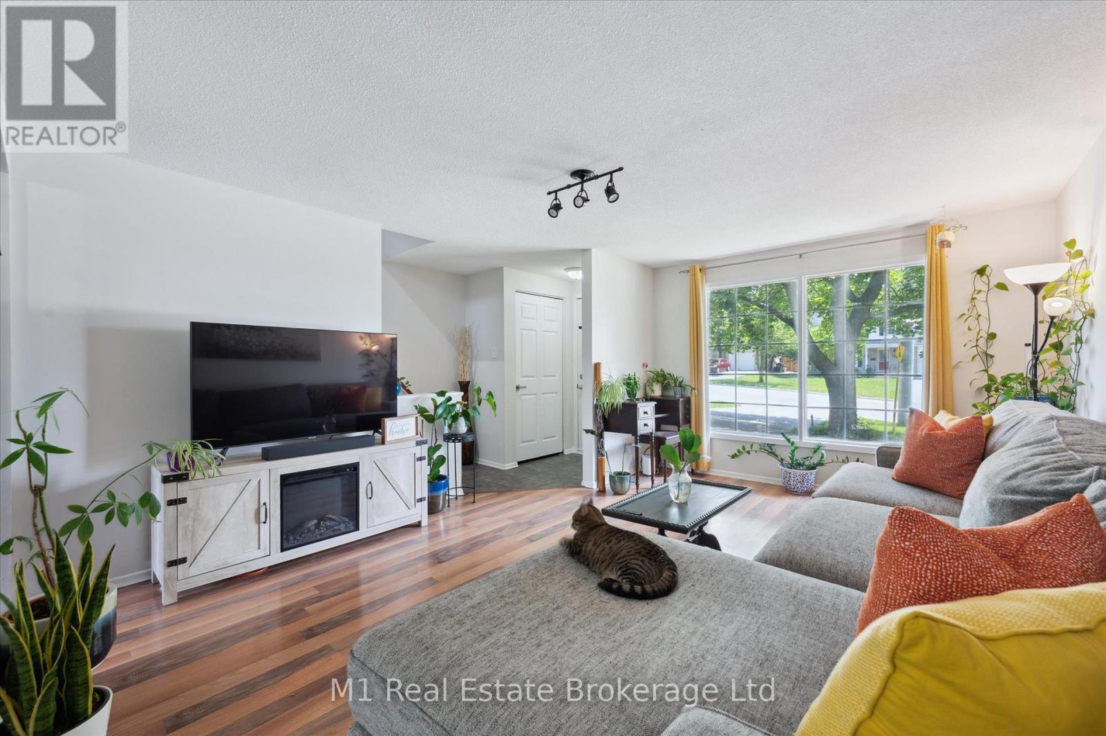 595 Willow Road, Guelph, Ontario  N1H 7J8 - Photo 7 - X12218144