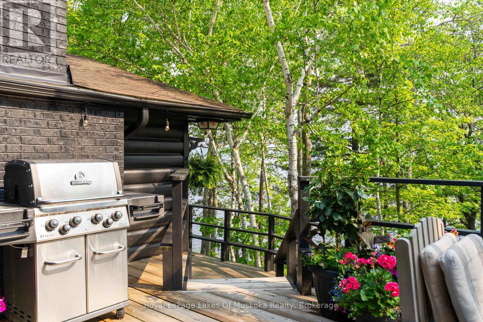 1162-2 Osborne Point Road, Lake Of Bays, Ontario  P0H 0A9 - Photo 24 - X12218234