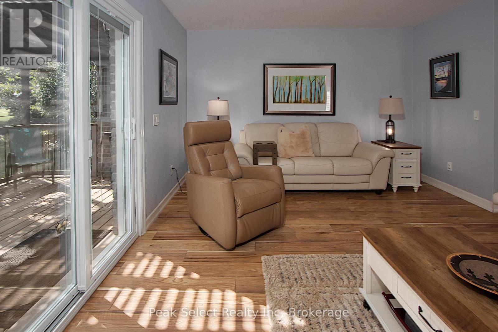 22 Homefield Court, St. Marys, Ontario  N4X 0A4 - Photo 7 - X12218247