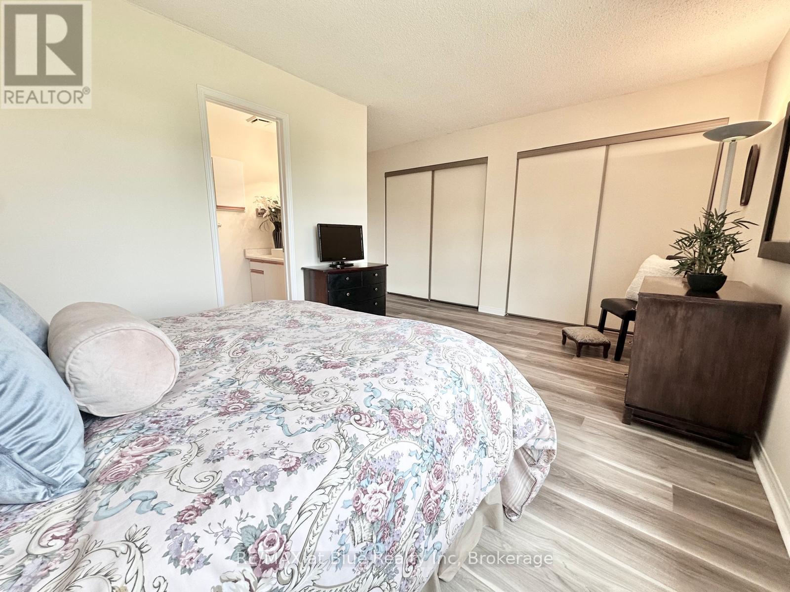 8 Stornwood Court, Brampton, Ontario  L6W 4H4 - Photo 27 - W12218347
