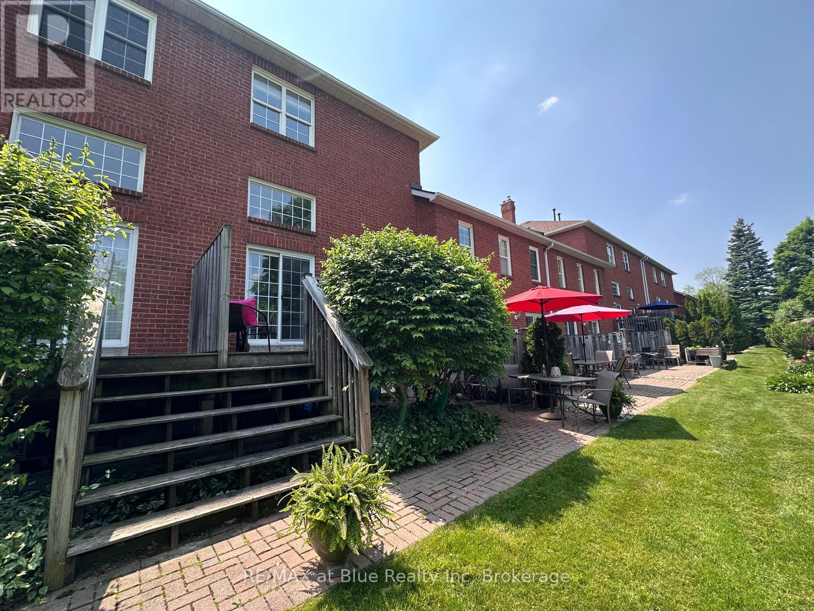8 Stornwood Court, Brampton, Ontario  L6W 4H4 - Photo 38 - W12218347