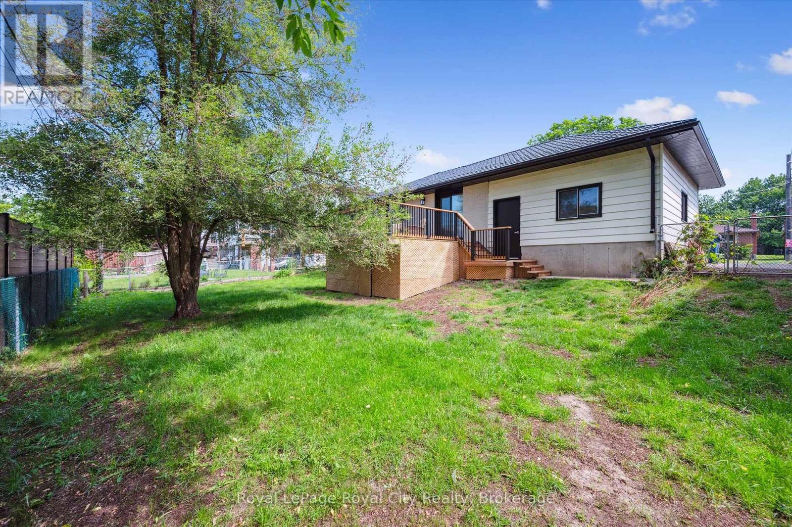 22 Heath Road, Guelph, Ontario  N1H 6G9 - Photo 37 - X12218553